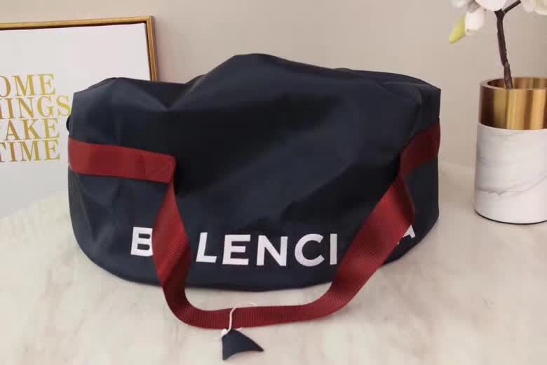 BALENCIAG巴黎世家 超輕旅行袋 運動袋 日常凹造型袋  BL1088